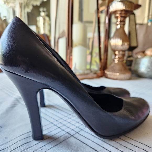 Prada Round Toe Heels - Picture 9 of 13
